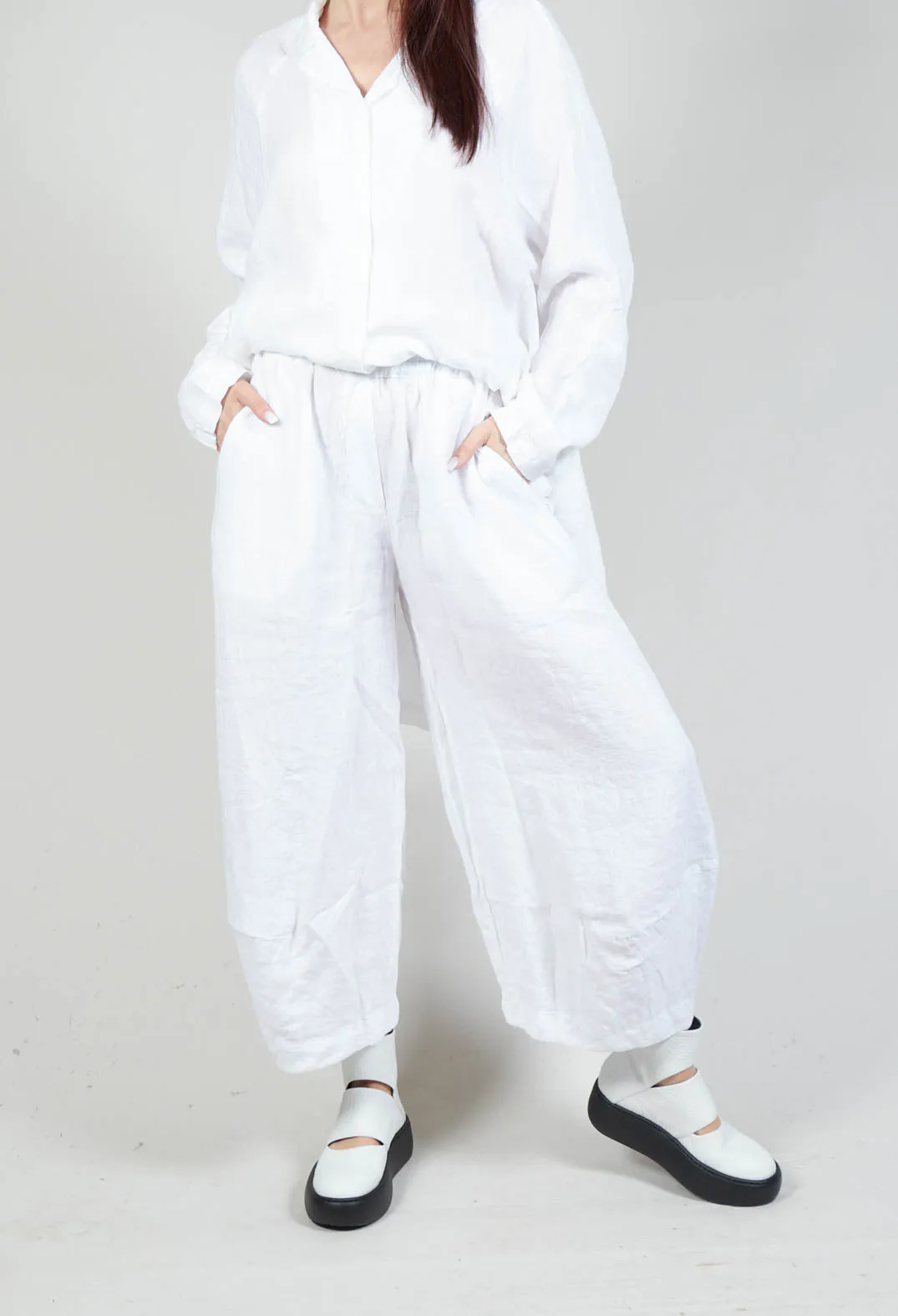 Balloon Leg Linen Trousers in White