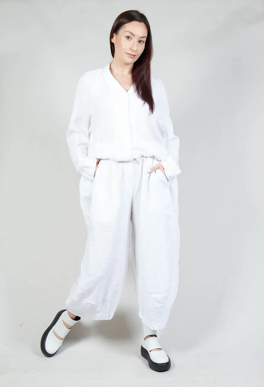 Balloon Leg Linen Trousers in White