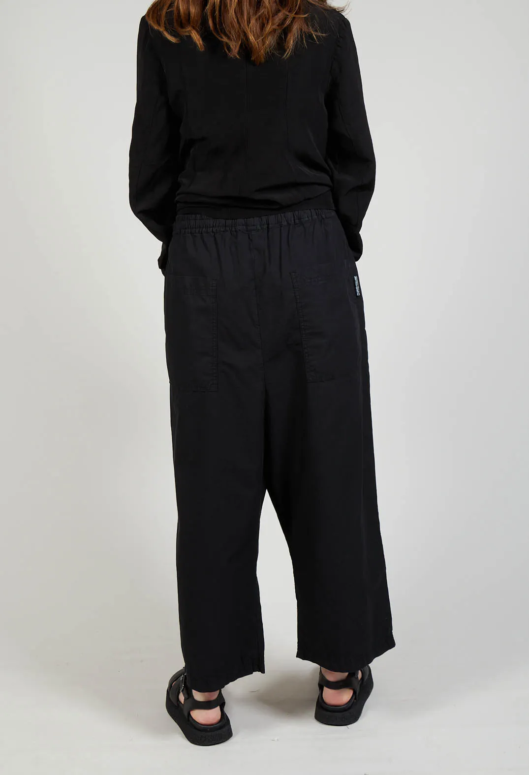 Cropped Wide Leg Trousers in Black