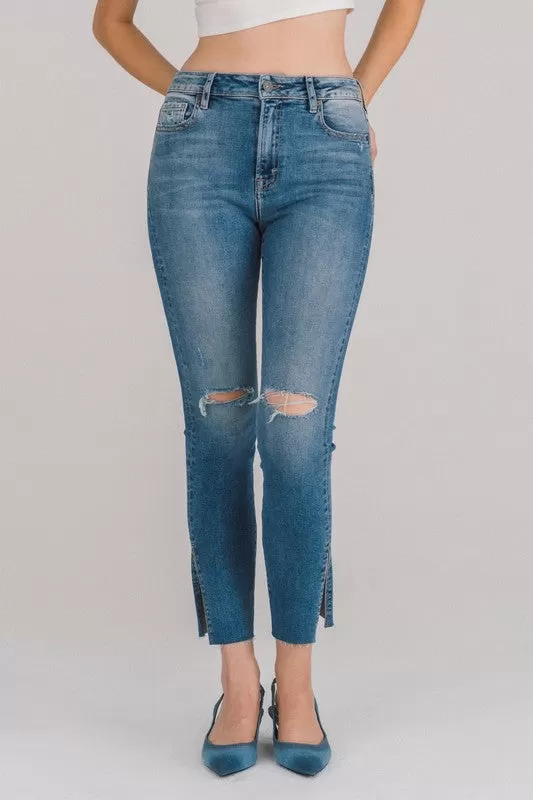 Hidden Taylor Skinny w/ Side Slit Jeans