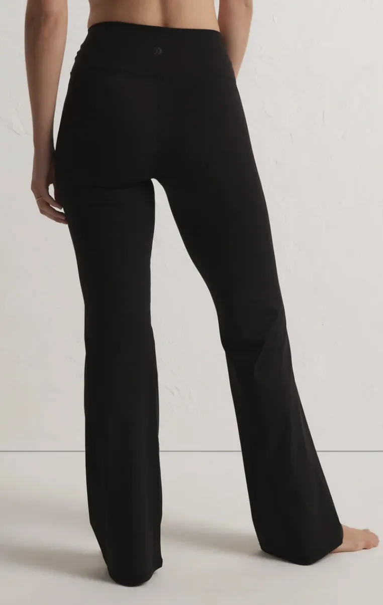 HIGH KICK FLARE PANT