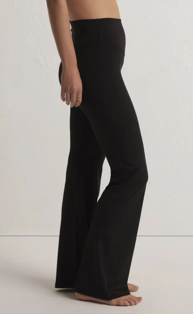 HIGH KICK FLARE PANT