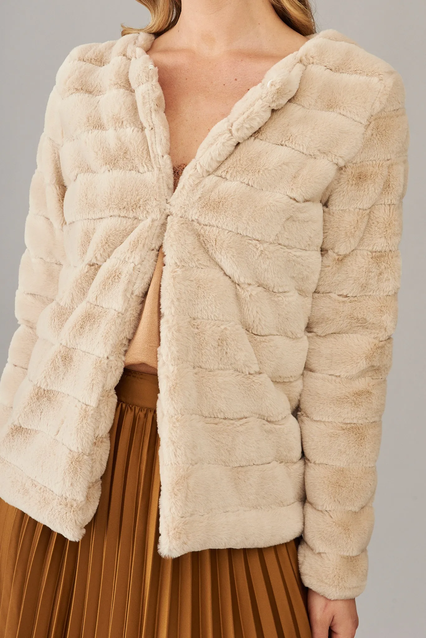 Josette Faux Fur Coat In Beige