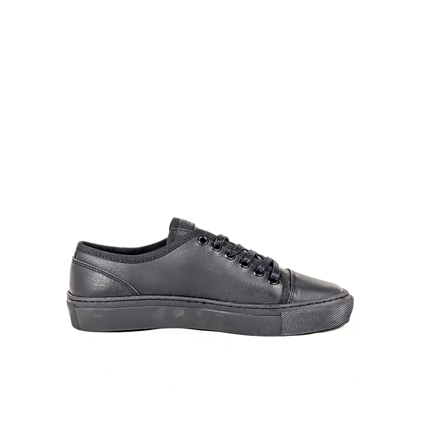 Kanvas Leather Lace Av8 Trainer - Black