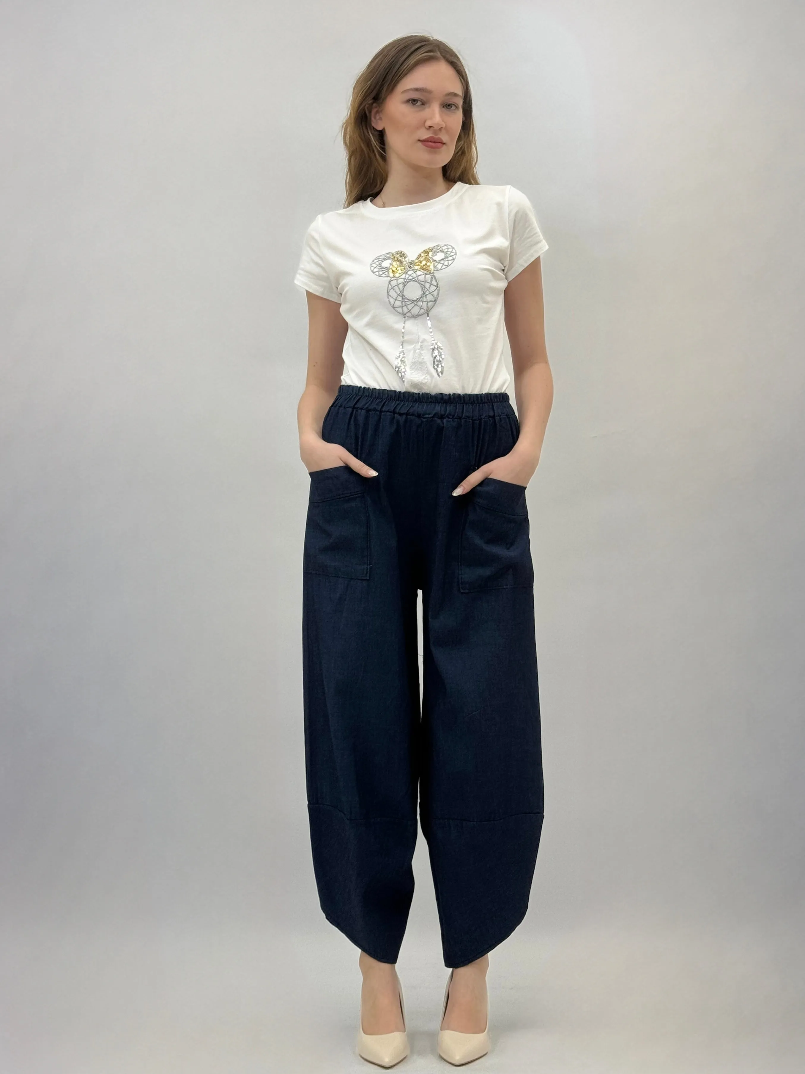 Pantalone in denim con dettaglio fondo