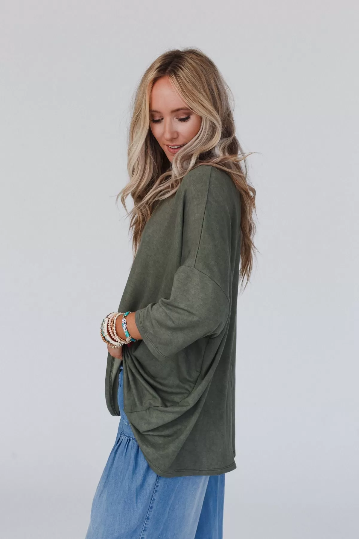 Sunday Stroll Oversized Tee - Olive