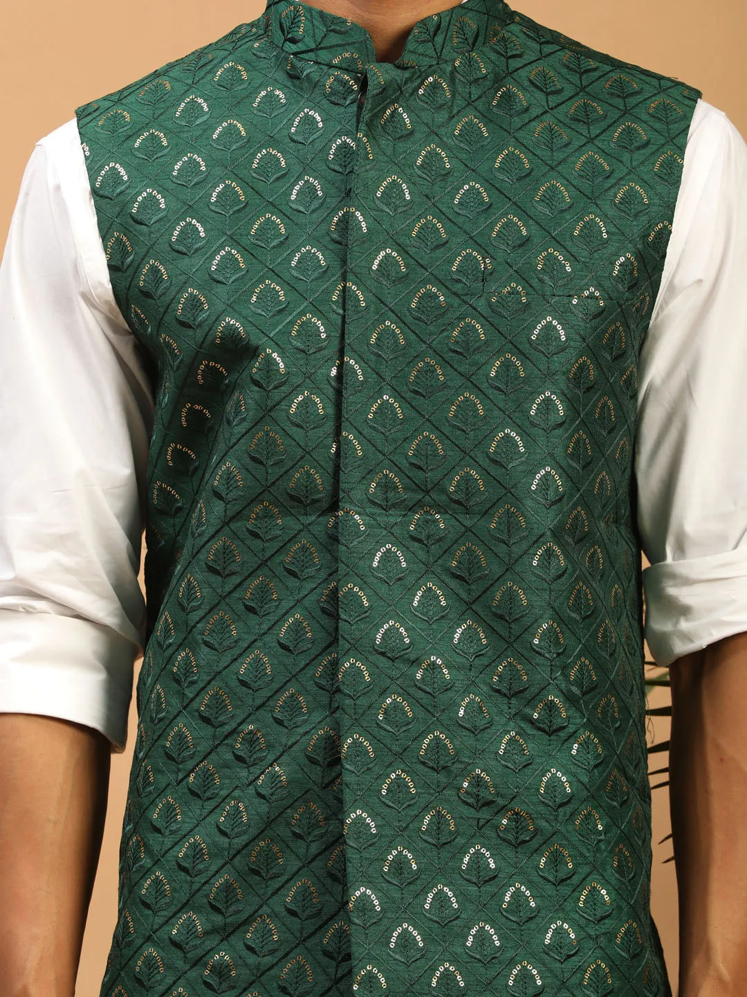 Vastramay Men's Green Embellishd Ethnic Nehru Jacket